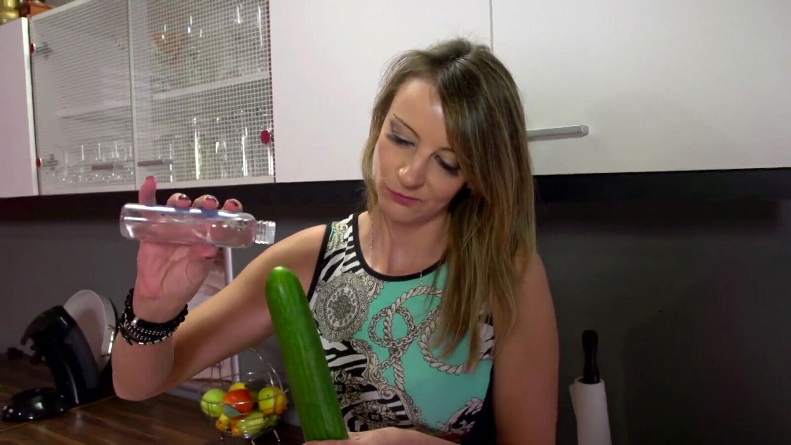 Sexy chick gets face fucked kitchen from fucker