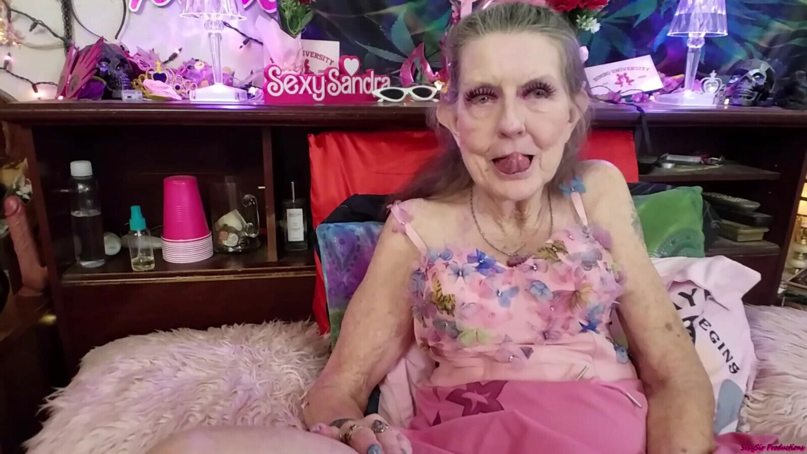 Sexy Pink Butterfly Outfit Gilf Fuck