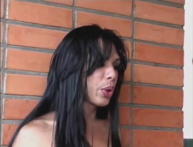 Brunette tranny with tattoos sucks rides muscular stud's