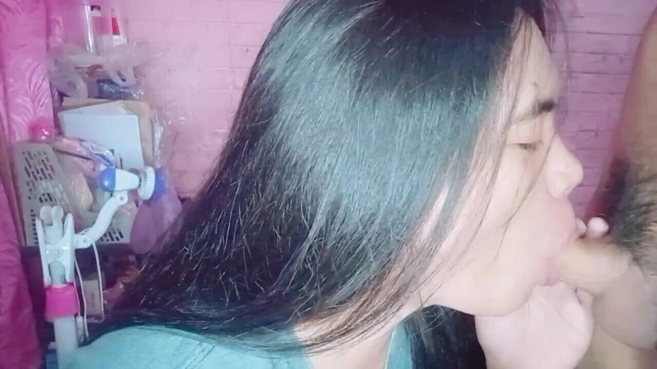 Hard Work Ends With Pinay Blowjob Ayesha