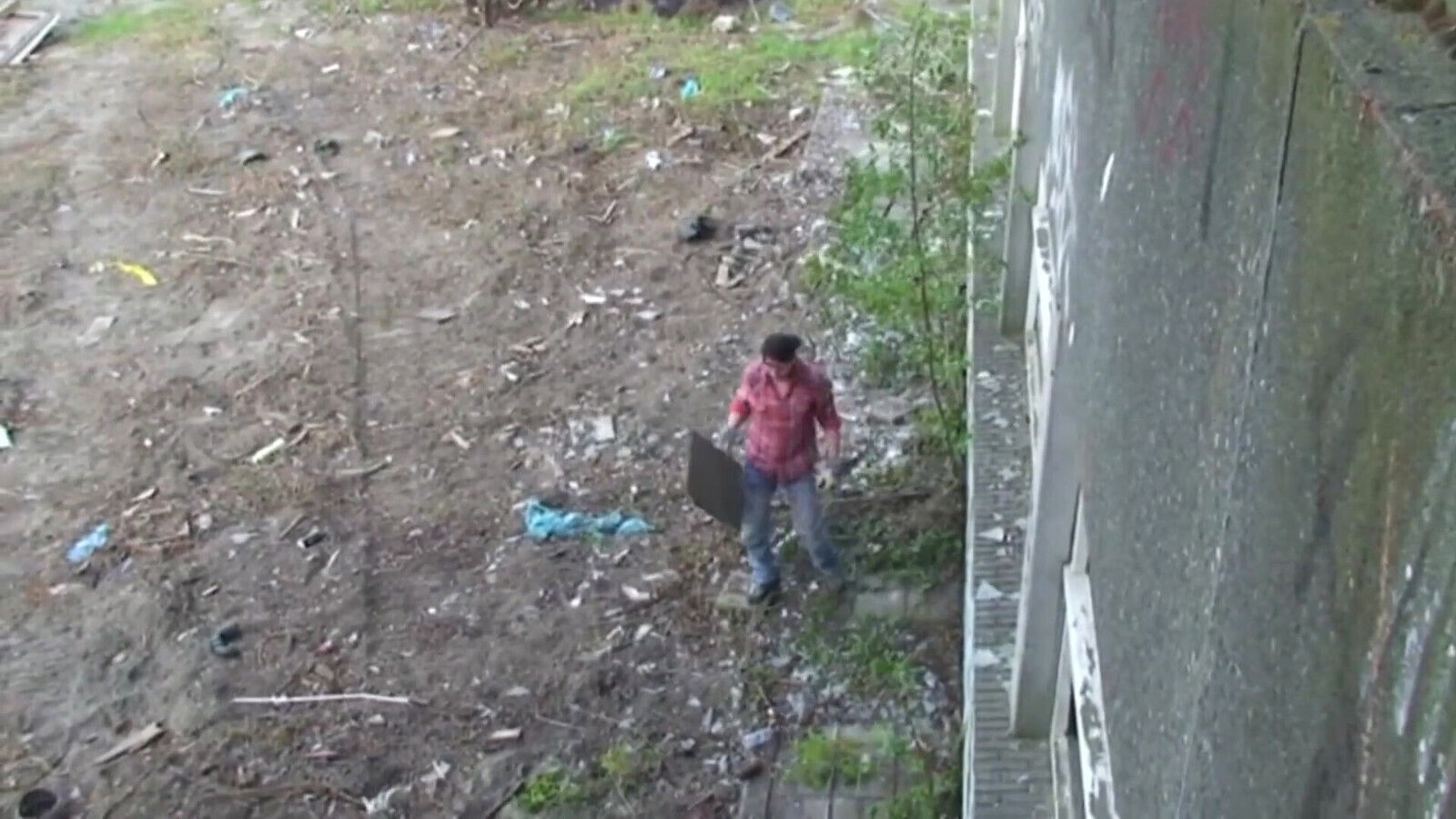 Fucking nasty bitch abandoned building