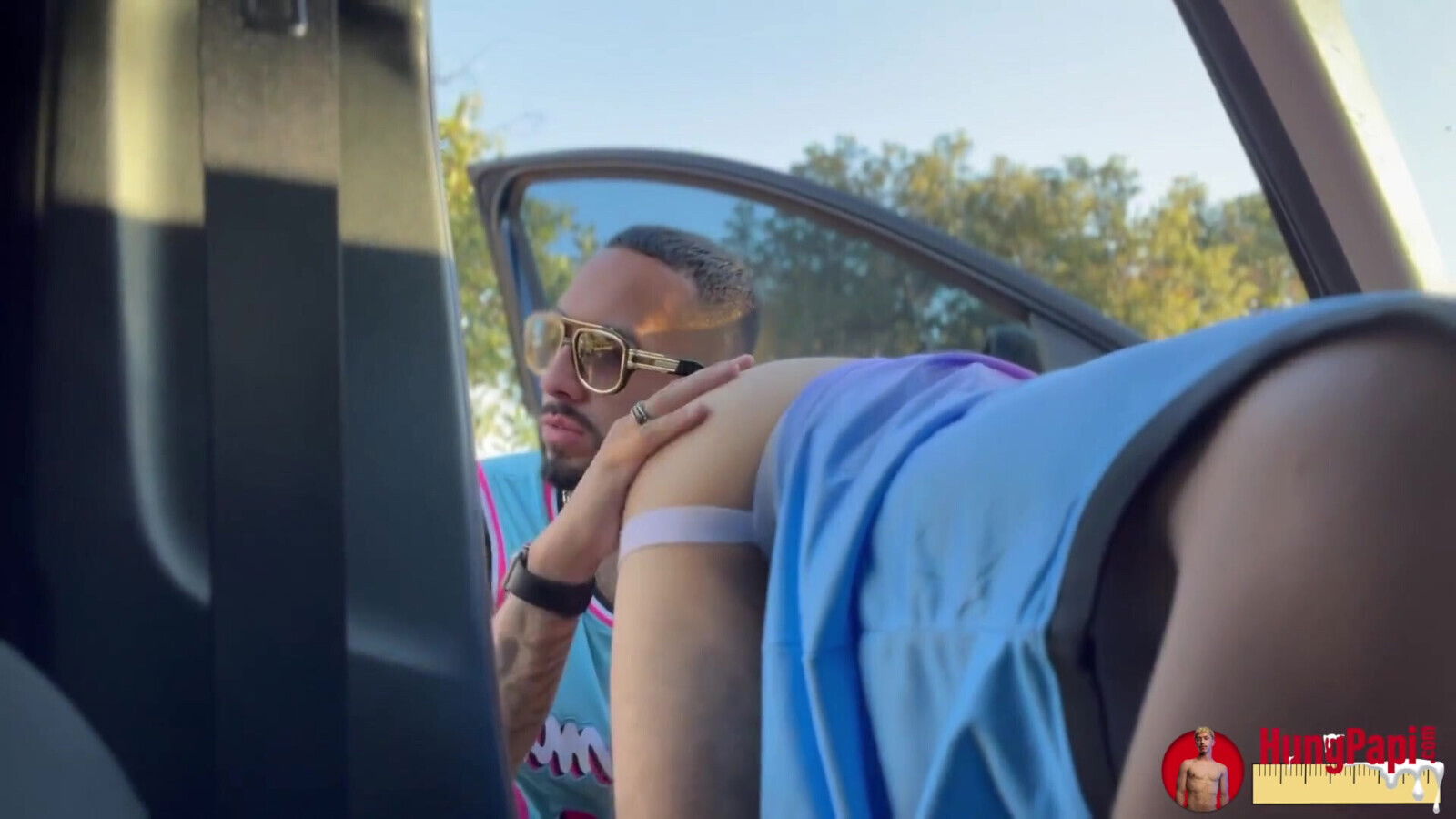 Horny Asked Enter Without Condom with Uncut Dick