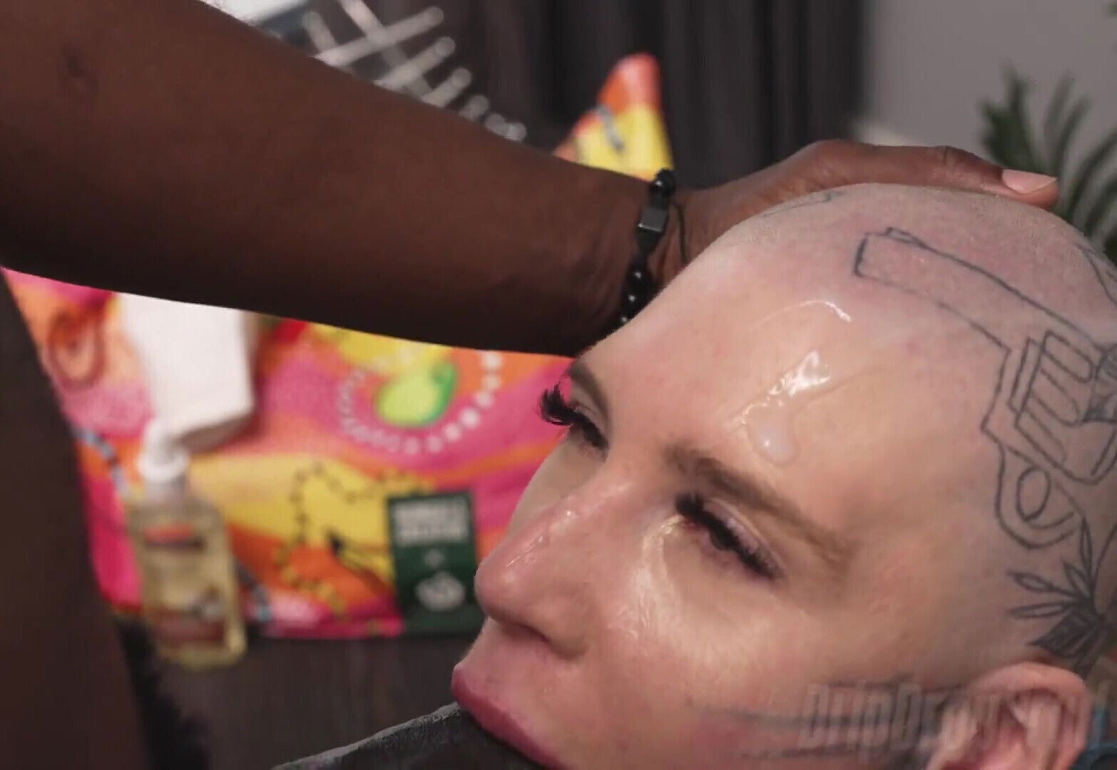 Tigerbabex Likes Sucking Having Bald Head!!