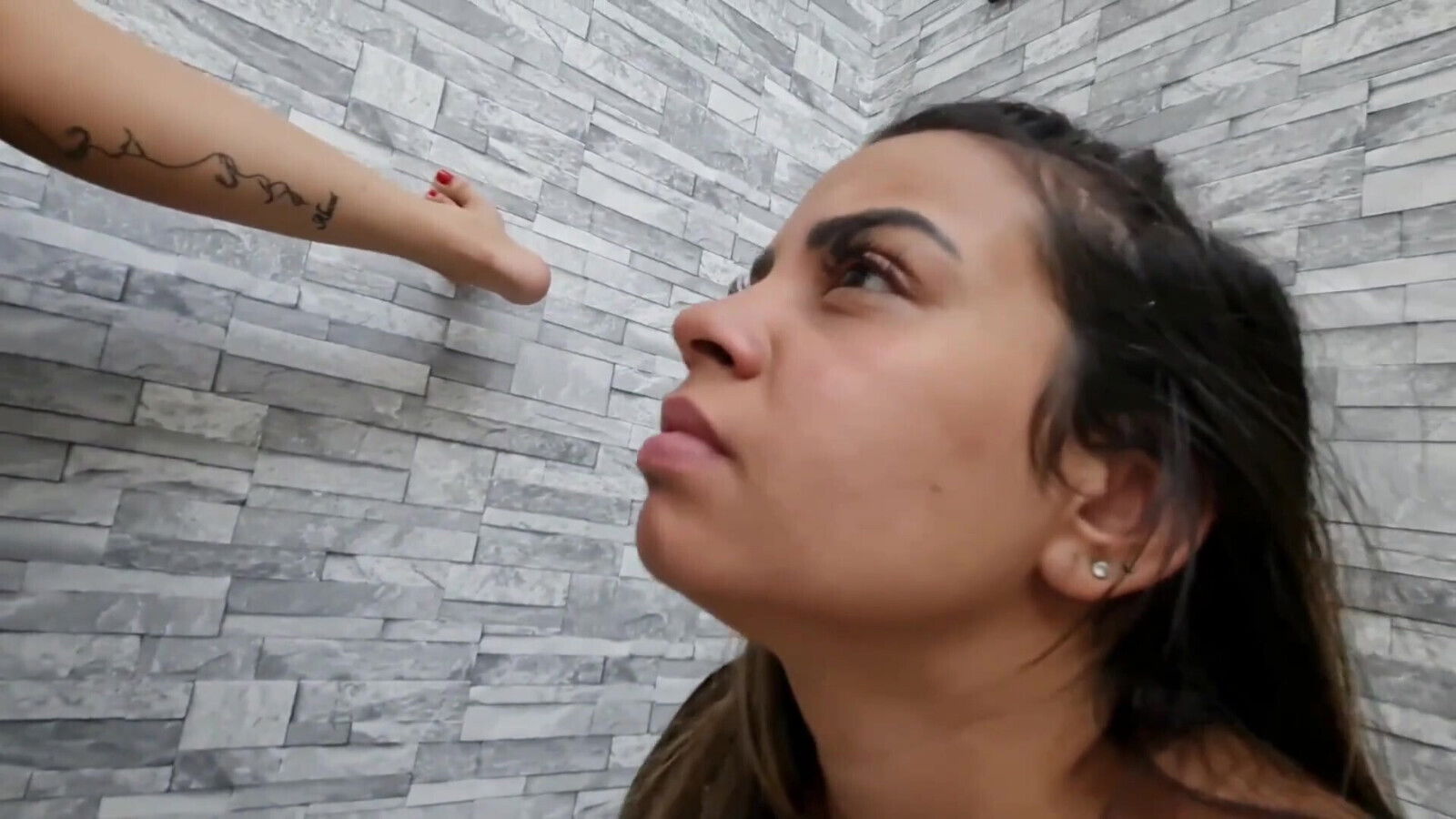 FART SMELLING SWALLOW AKEMI