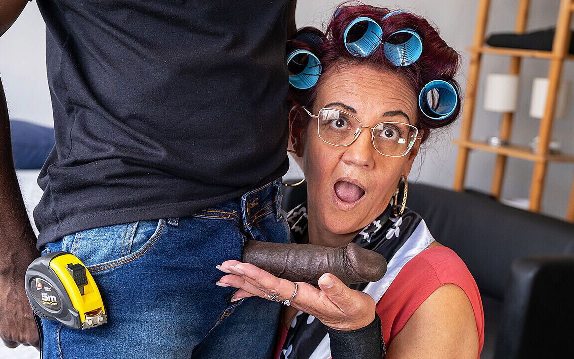 Mature Rough Stretched