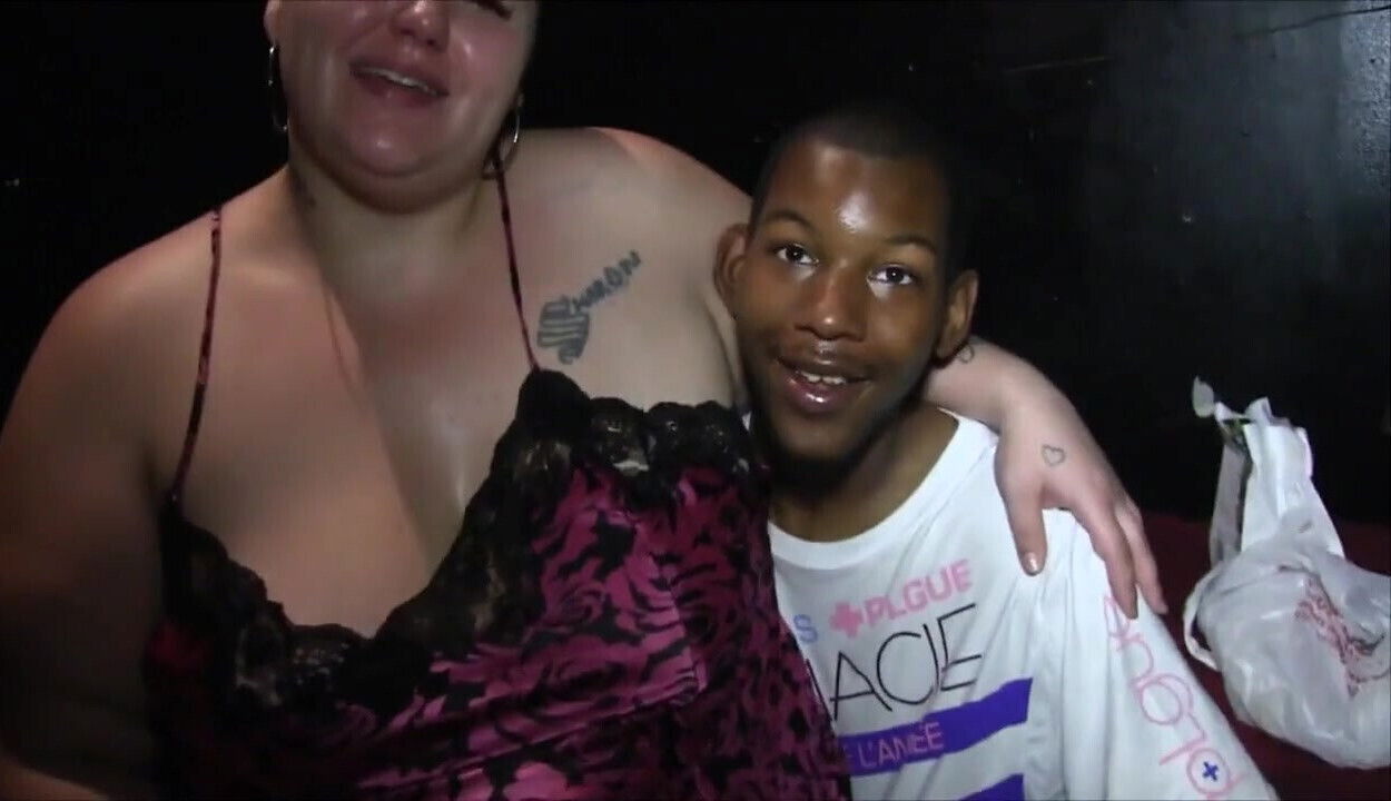 Full Video.. Pure German Lady