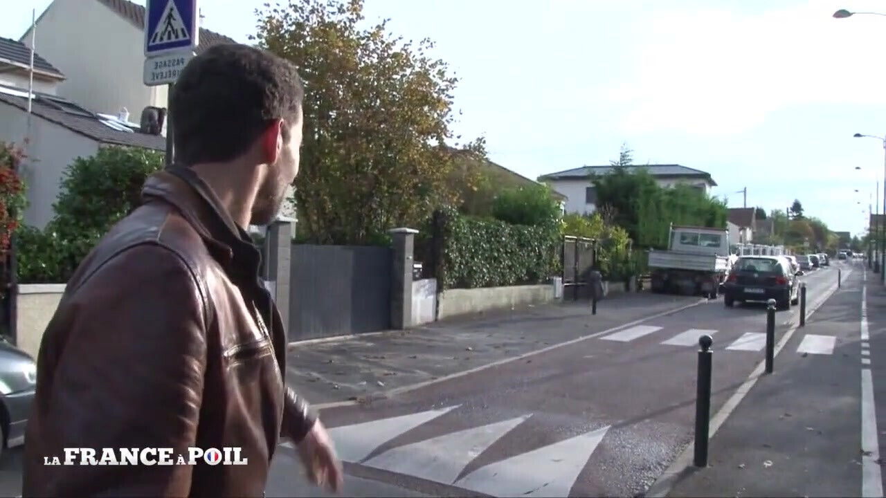 Horny French Scumbag Fingers Slutty Brunette's Asshole