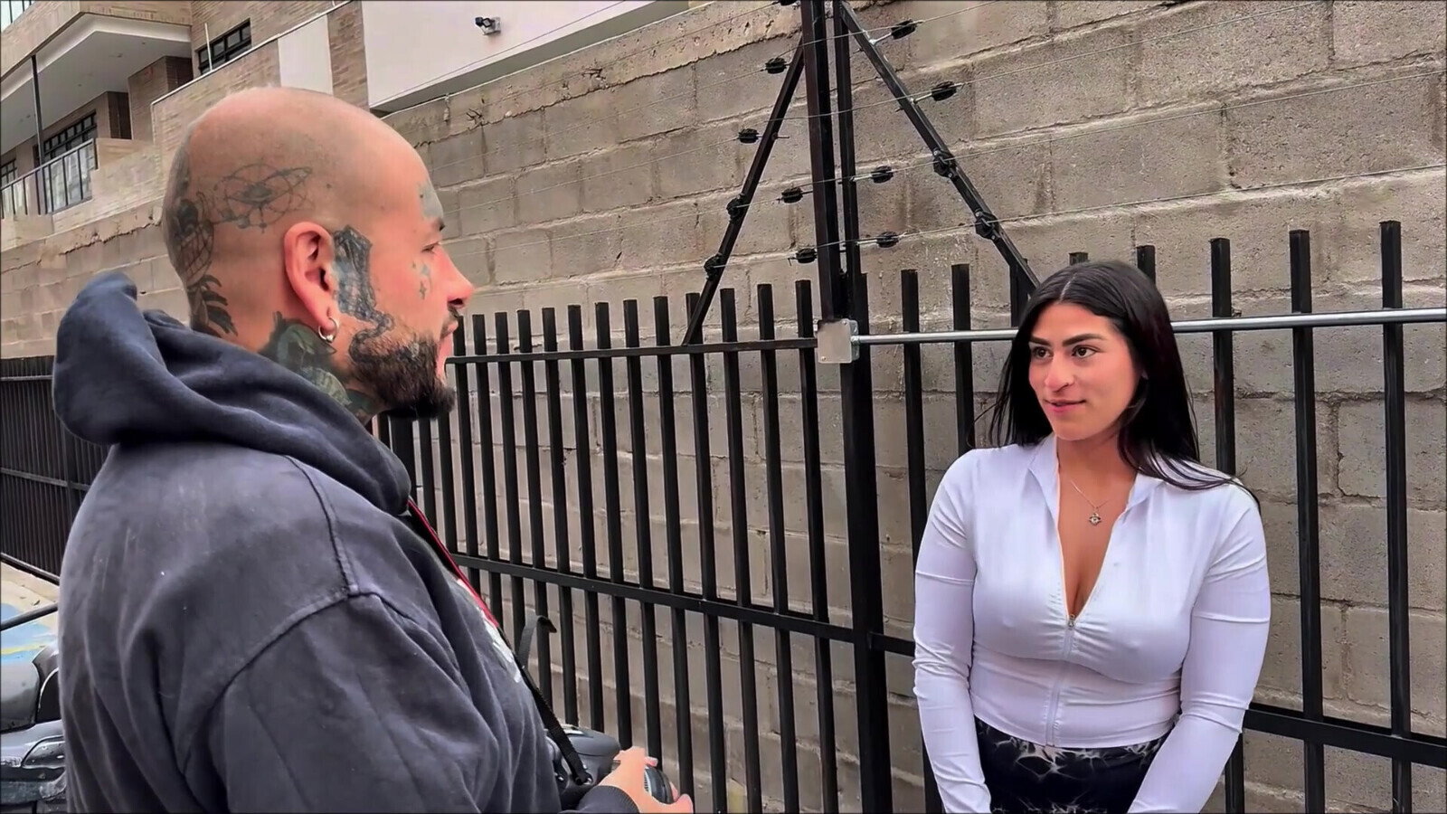 Horny Neighbor Seduces Fuck While Boyfriend