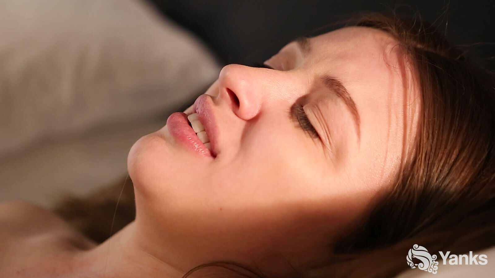 Amber Leigh Calls Hobby Shows Full Length, Remaster