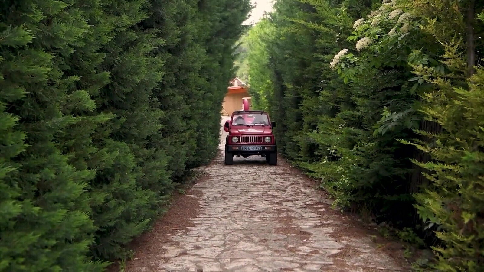 Sexy Girl with Huge Boobs Does Fucks Shares Huge Threesome Fuck