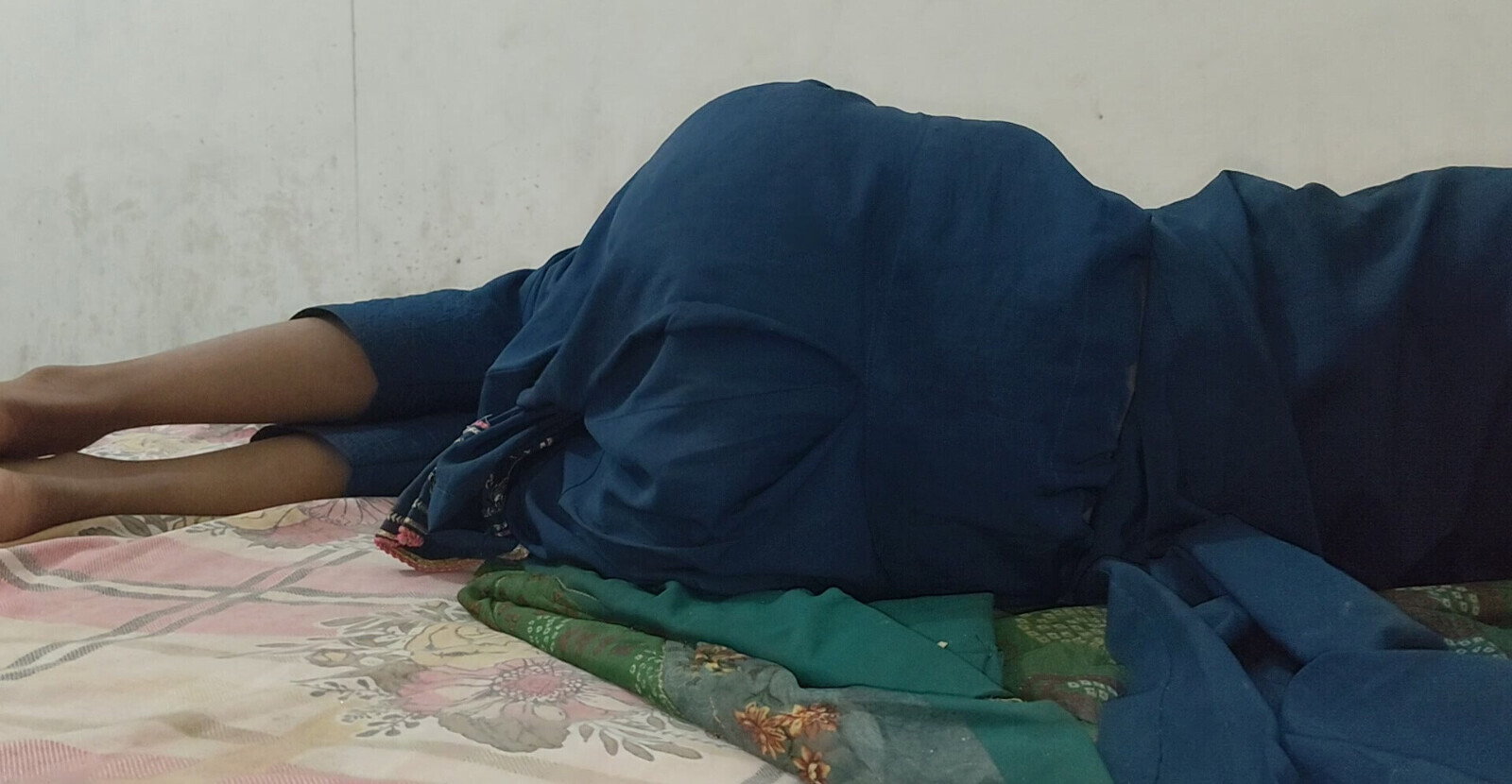 Russian girl coming India