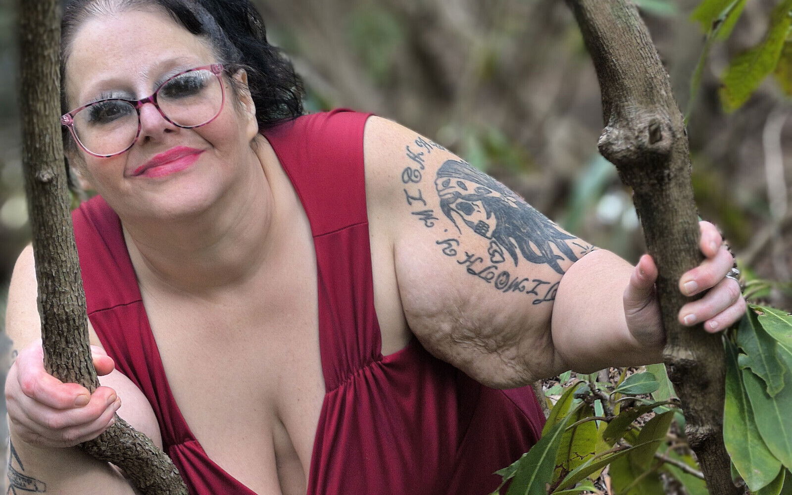 Daddy's Camping Woods Princess Deepthroats Daddy's Swallows Huge Load