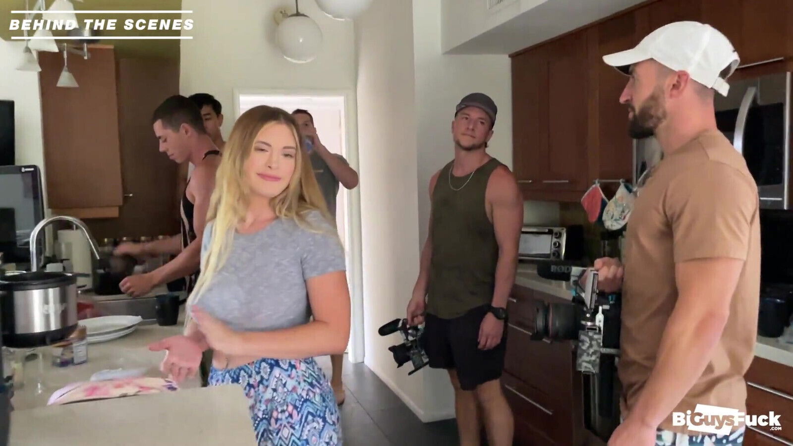 Bisexual Shoot Featuring Huge Dicks