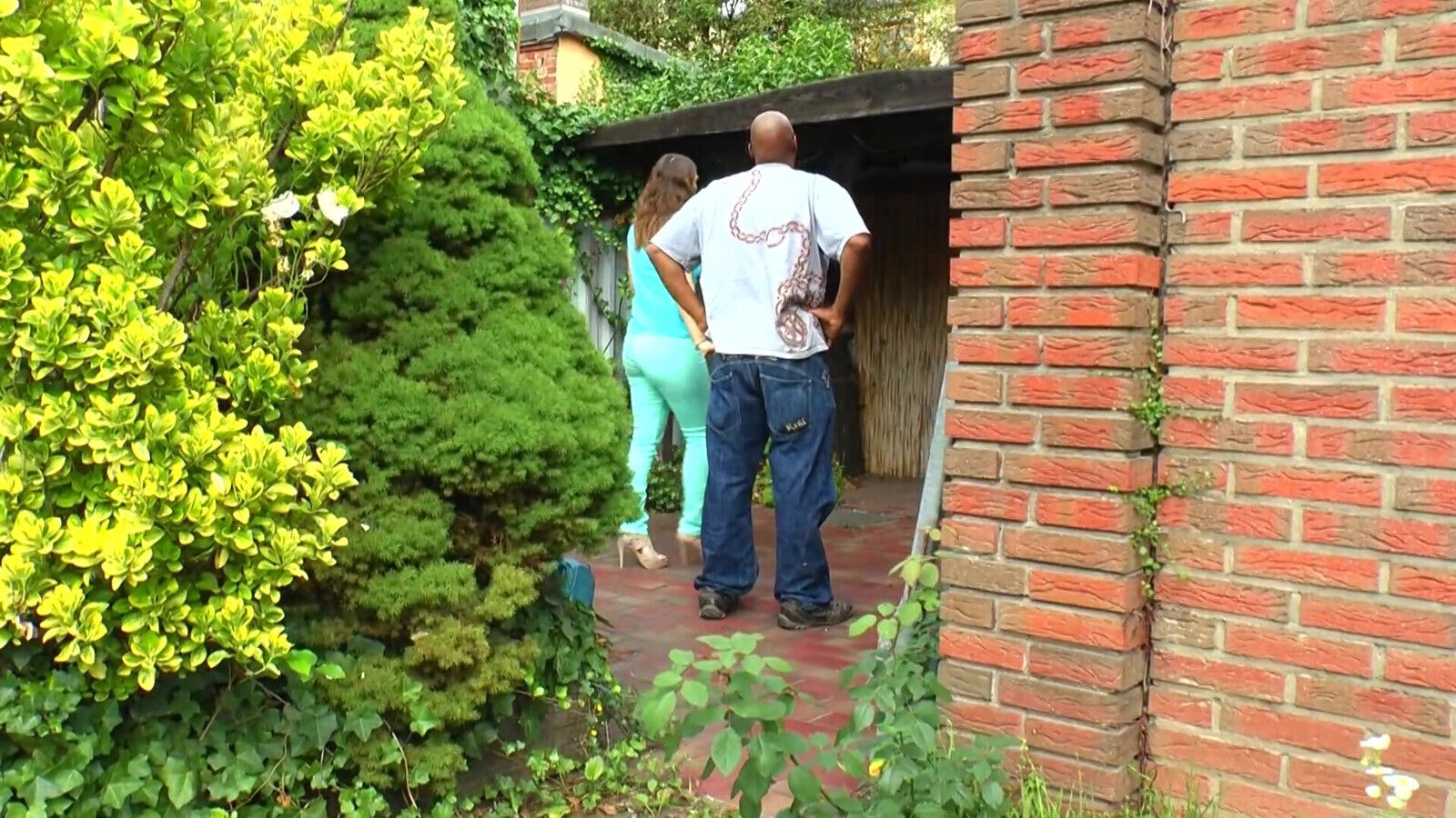 Private Video, German Woman African