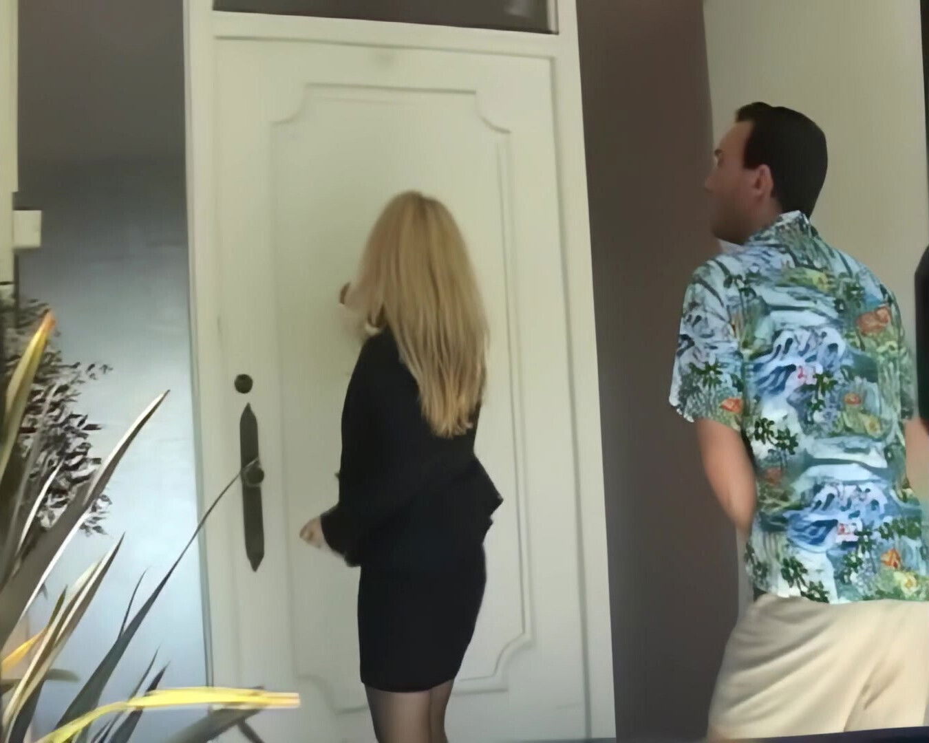 Sensual Queen Rides Hard