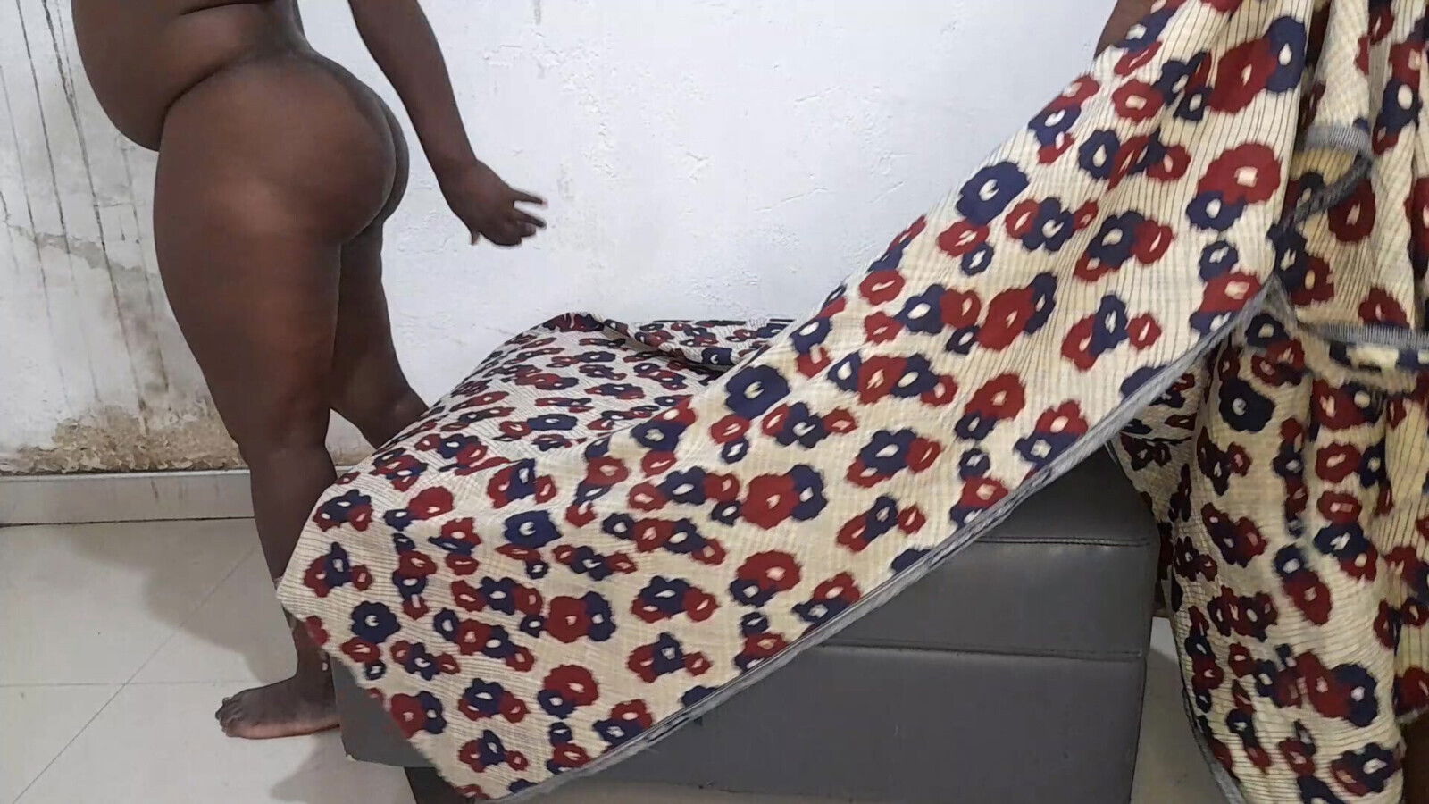 Open Keeps Flowing Mineral Water Feed Poor Creatures