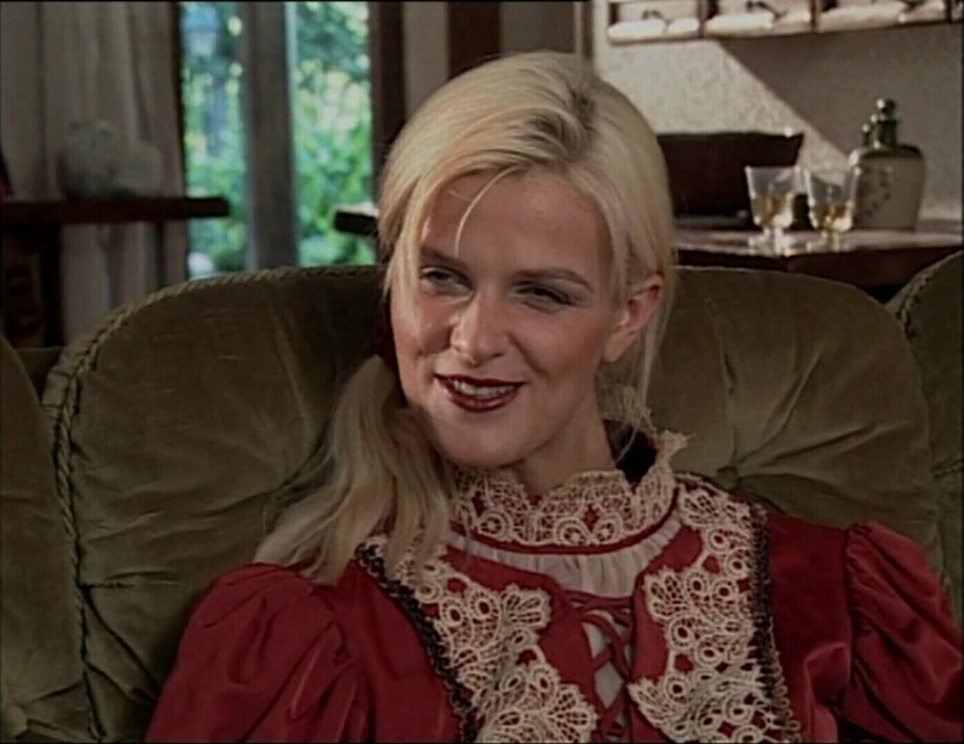 Lisa Belle Rides Hard Huge Like Real Slut!