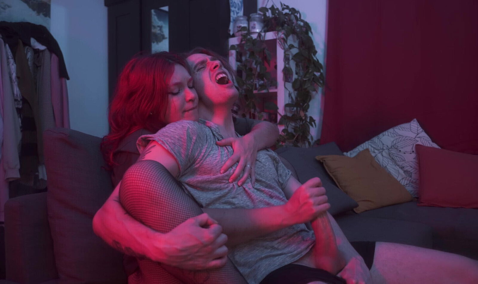 Gentle Femdom Milking Handjob with Huge Dick CedricandSofi