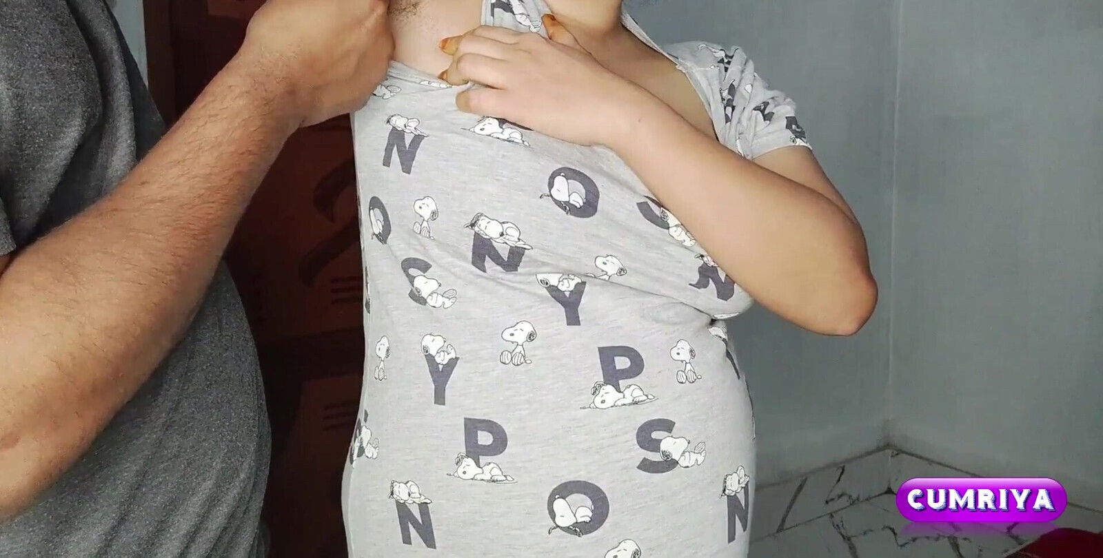 Cleaning Hairy Armpit Cumriya