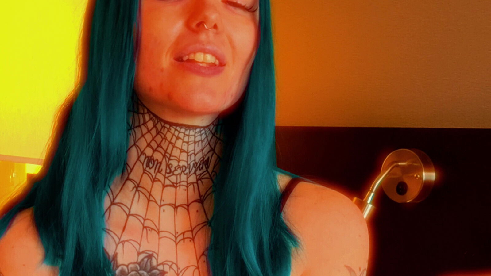 MILF Gives Handjob Blowjob