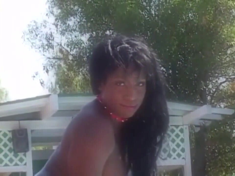 Black white pussy fucking sucking...cum mouth