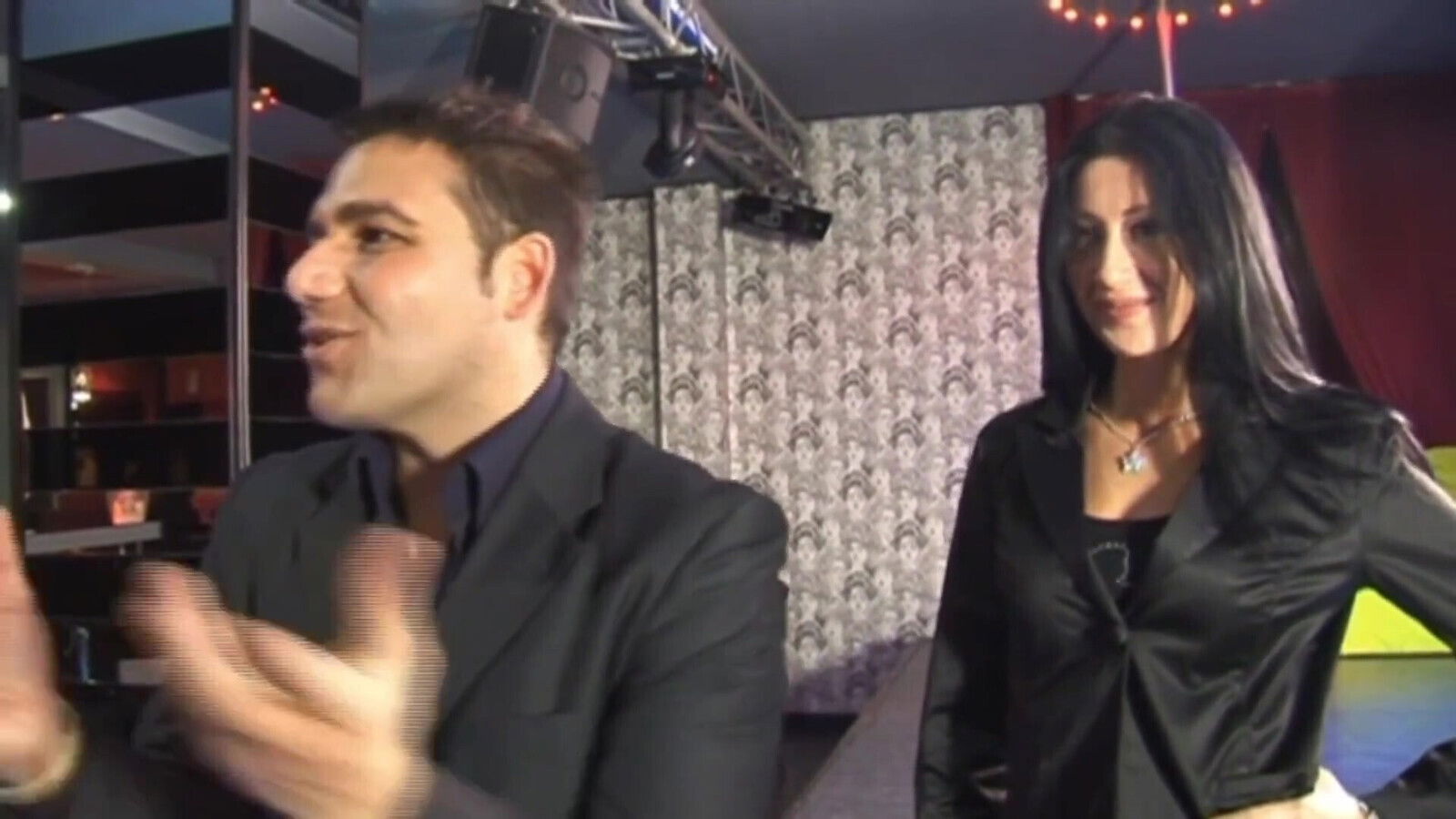 Exchange Favor Gets Wife Fucked Guys Cums Squirting