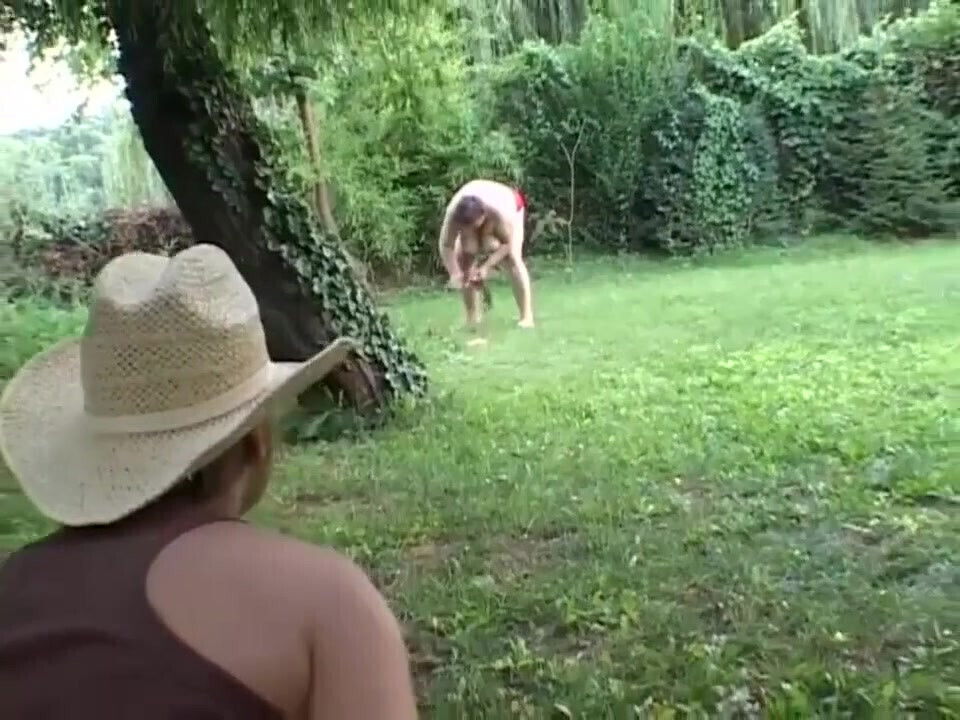 Ugly milf fucking garden