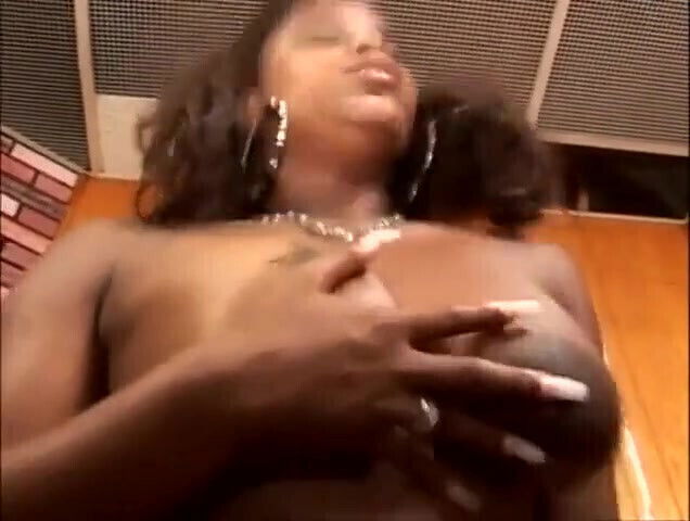 Beauty back couple love...cum mouth