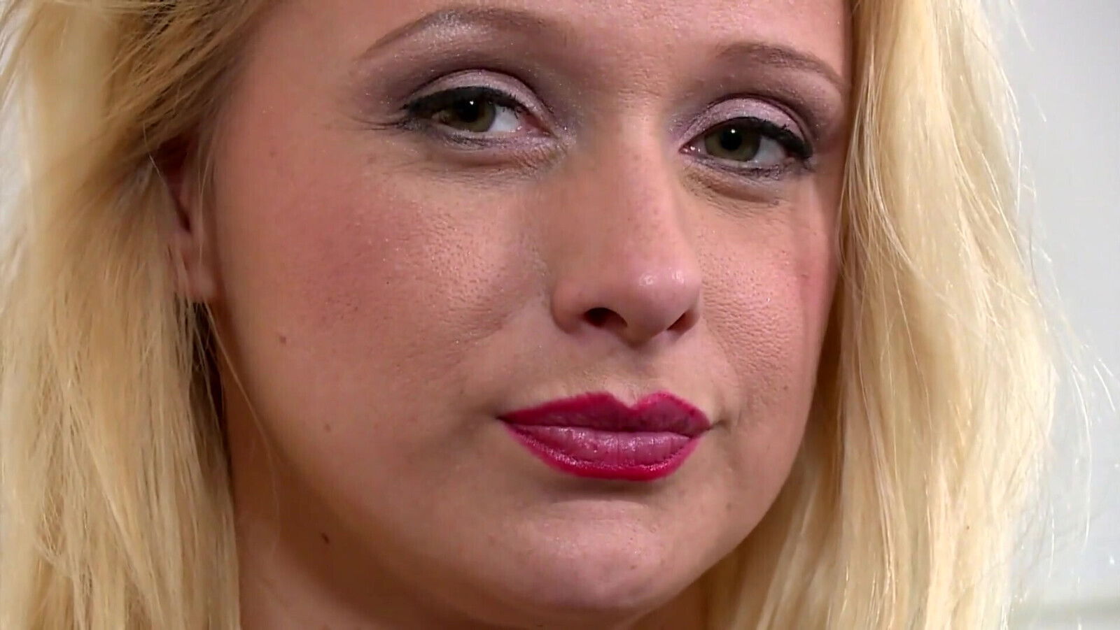 Blonde boobed milf stockings likes fuck