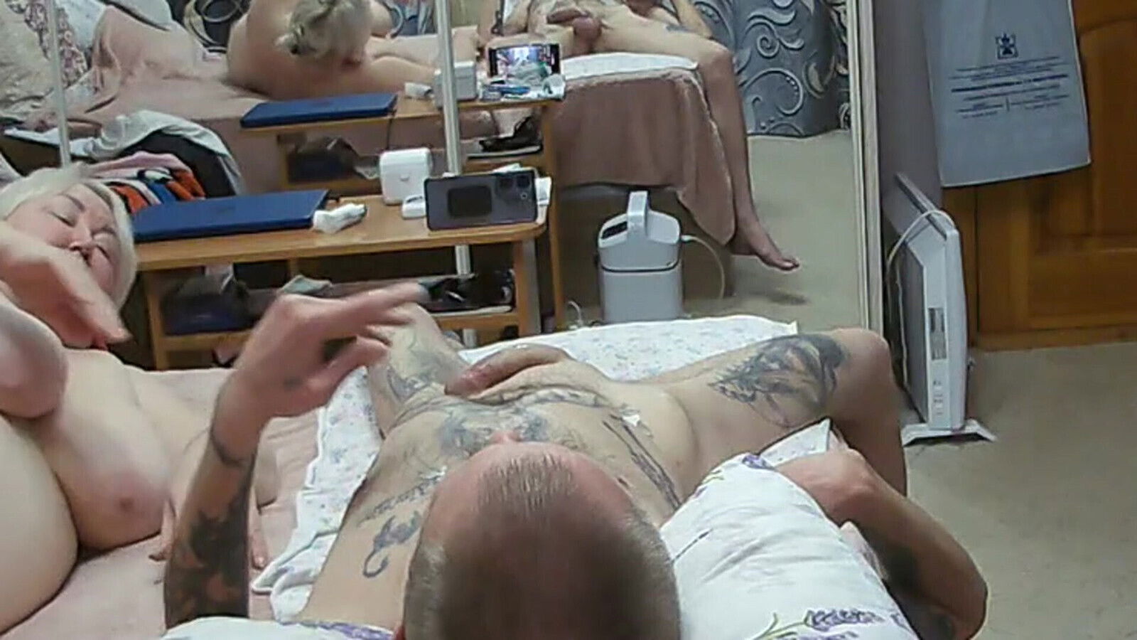 girlfriend sucks with pleasure