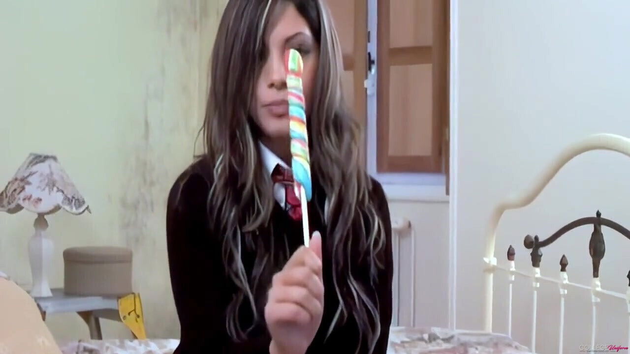 Featuring Samantha Buxton