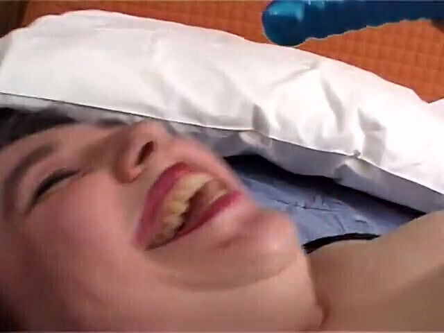 italian woman lingerie solo