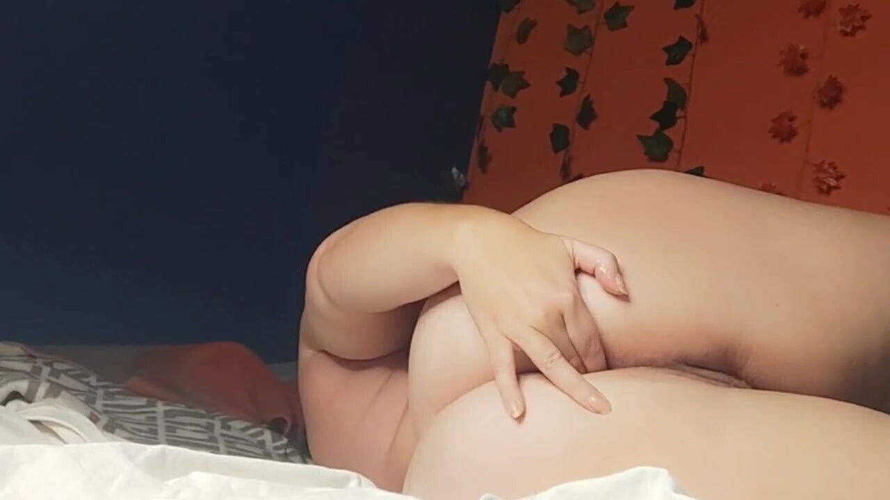 Chubby MILF Fucking Both Holes with Cucumbers!