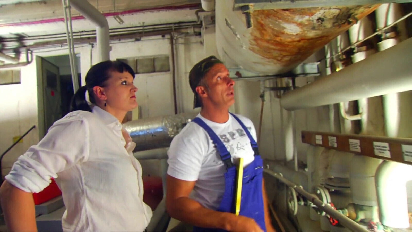 German girl fucked plumber gets shot mouth