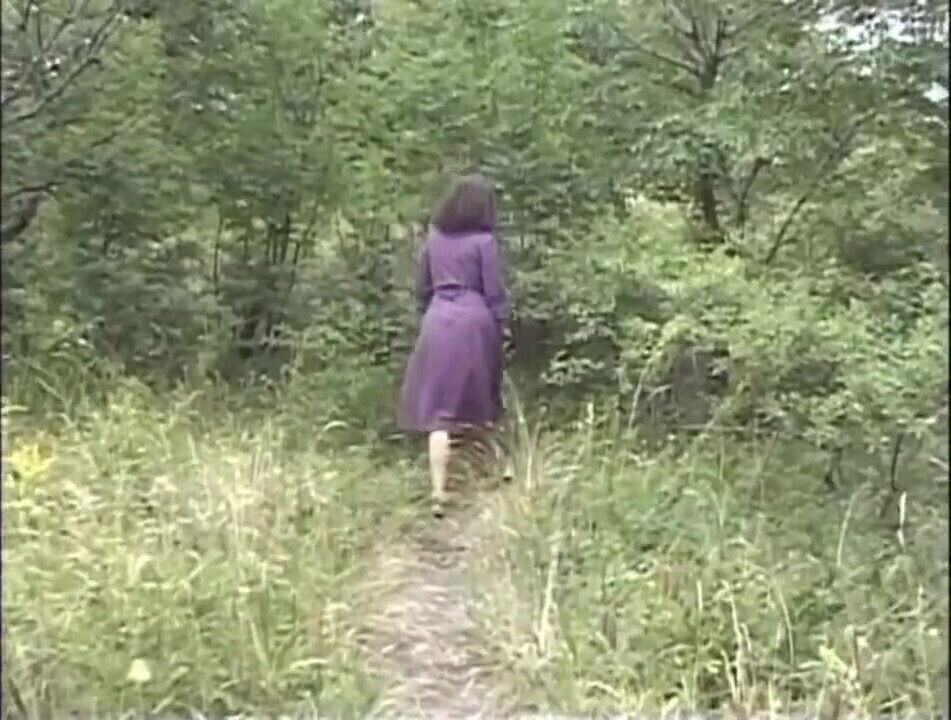 hairy milf outside pussy fucking dogging position