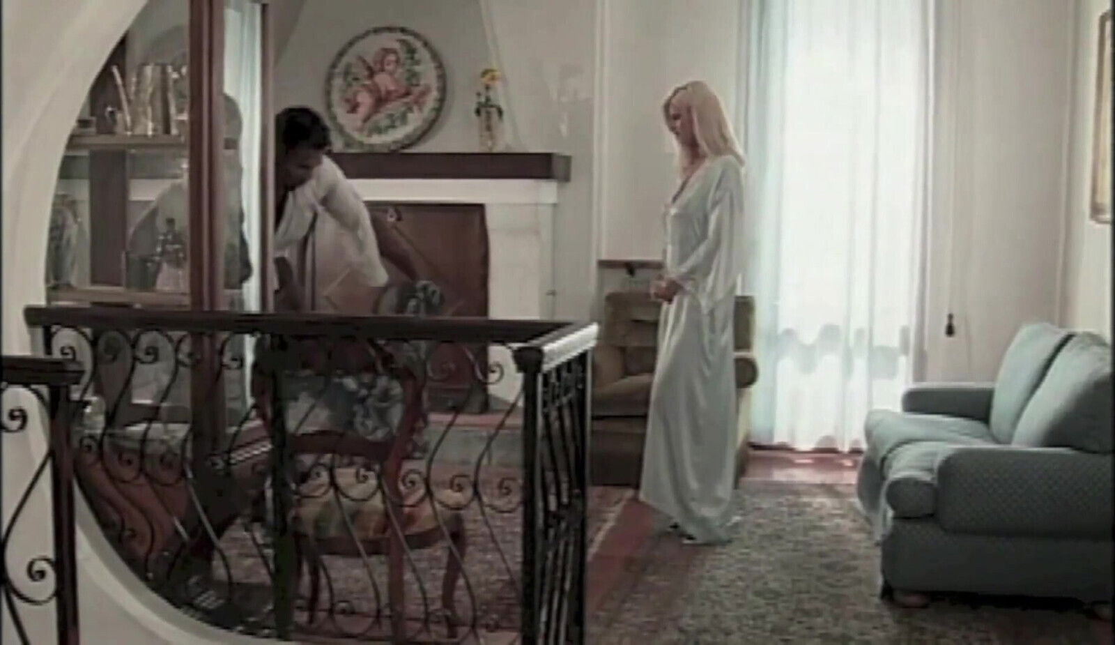 Rich Lady Black: Adores Feet Fuck Hard