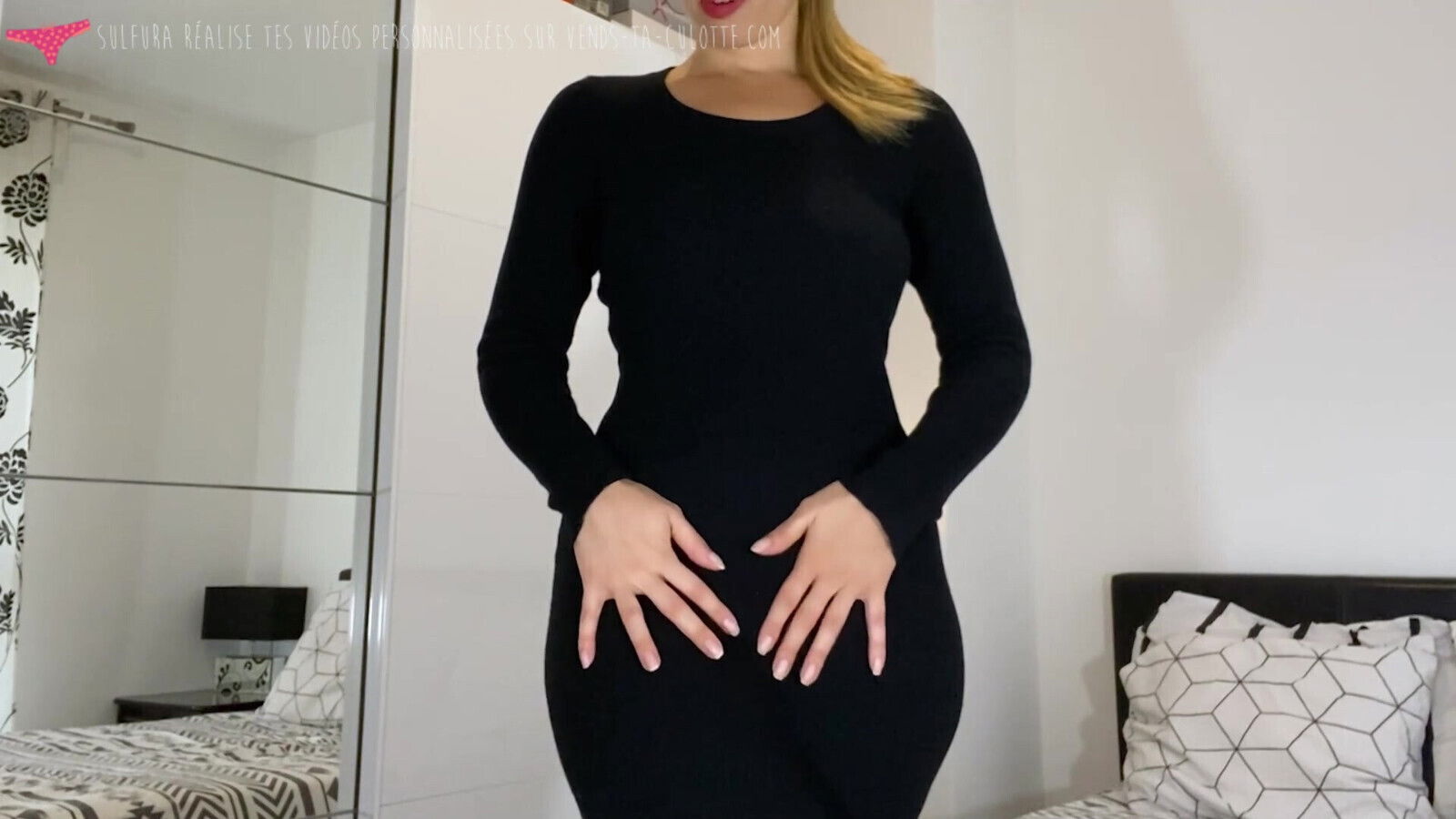 Vends-ta-culotte Stunning French domina turns with tight dress, dreamy body sovereign contempt