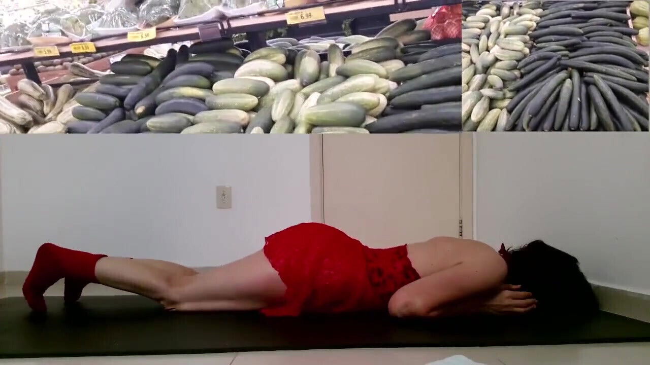 dreamed with cucumber comming into holes