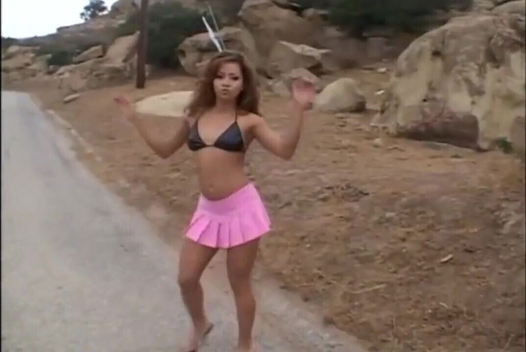 ebony loves jumping white cocks