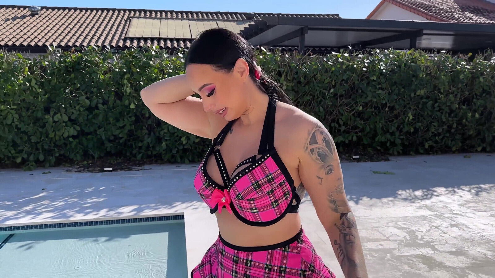 Busty Money Birdette Gets Fucked Folded Jmac