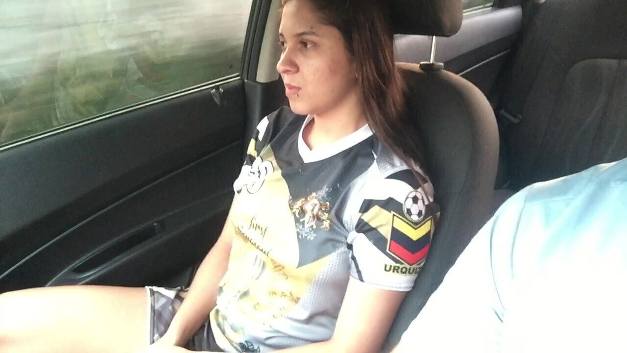 masturbate front Uber driver.