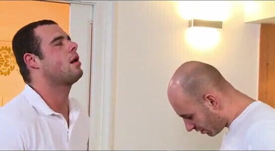 Sexy blonde babe double penetrated threesome ass fucking