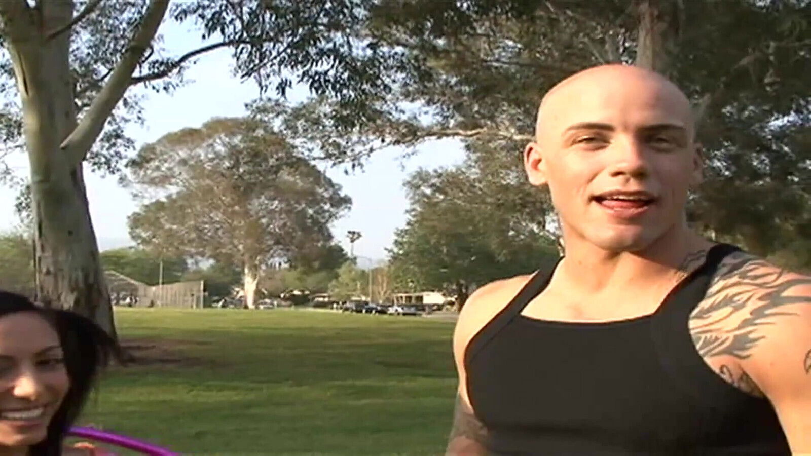 Beautiful juicy slit Whore pulsates wide open huge love stick screw