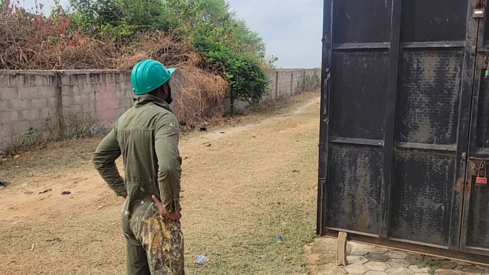 Rush Home Work Clothes Some Pussy