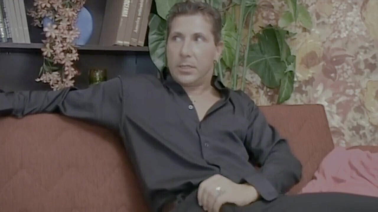 Perfect Body This Trans Gets Fucked Couch