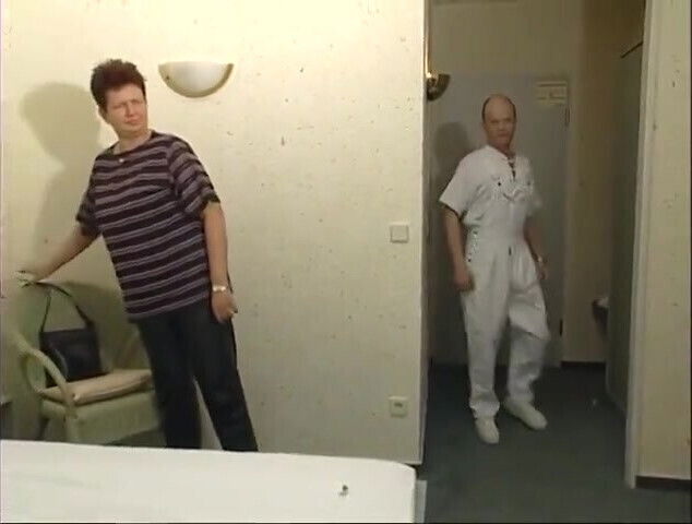 Masseur licks hairy pussy