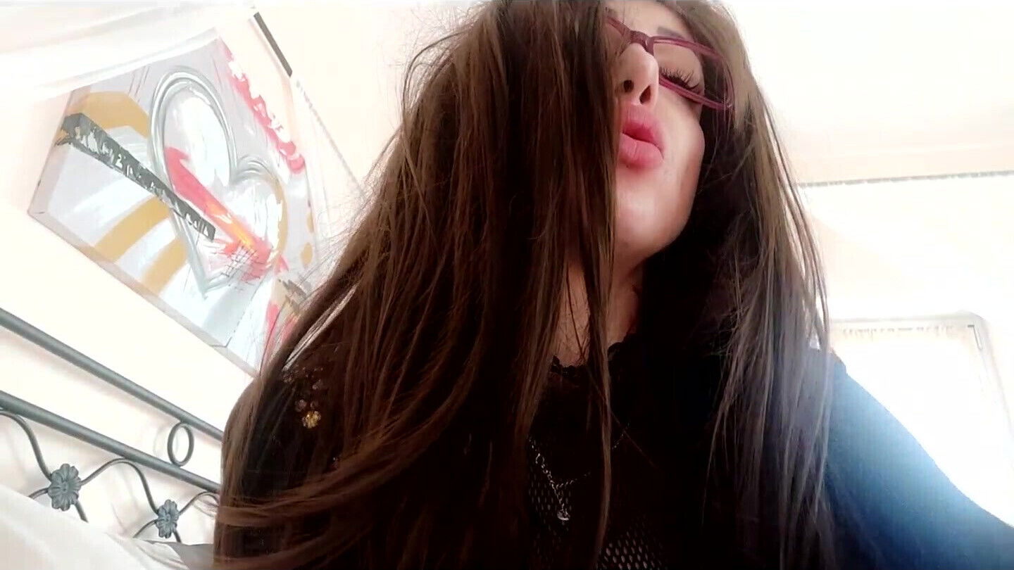 Pure gold jewelry from gorgeous little nose