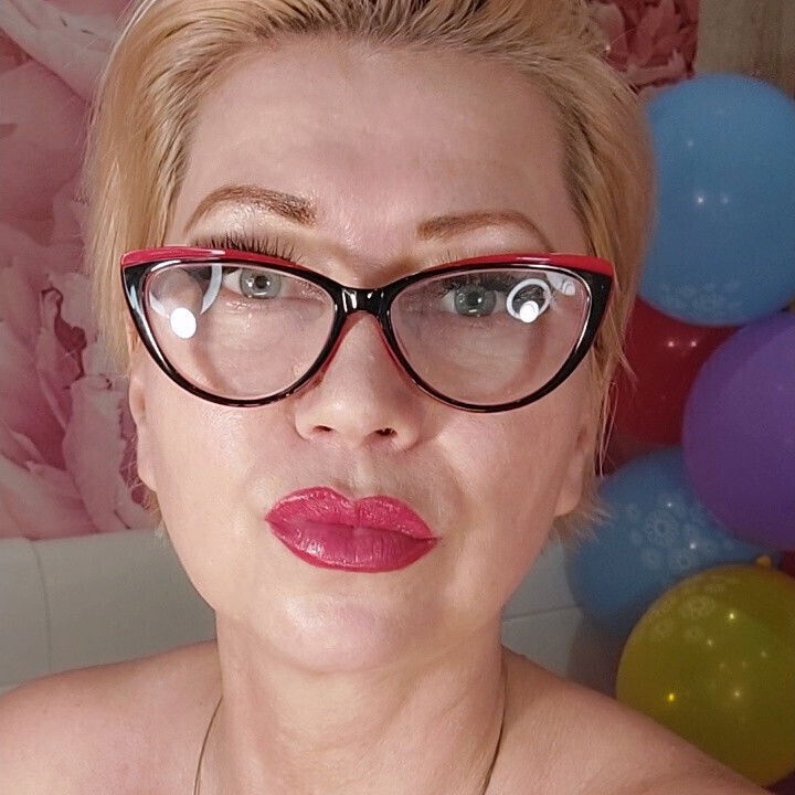 Dildoing mature bitch background colorful balloons