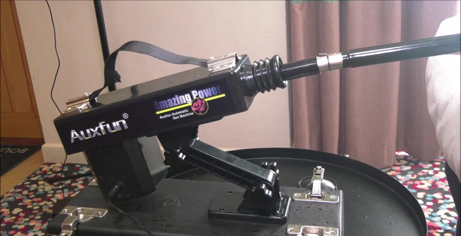 Fuck Machine Miss Moon