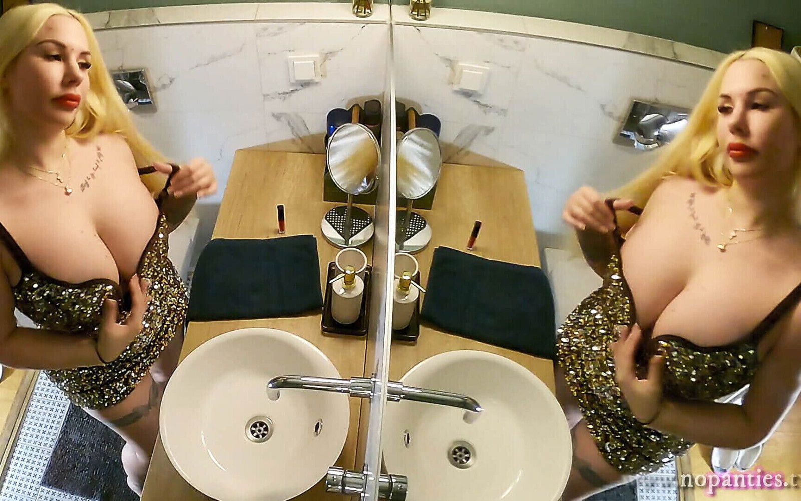 Sexy tight pussy boobs girlfriend bath make tease PANTIES